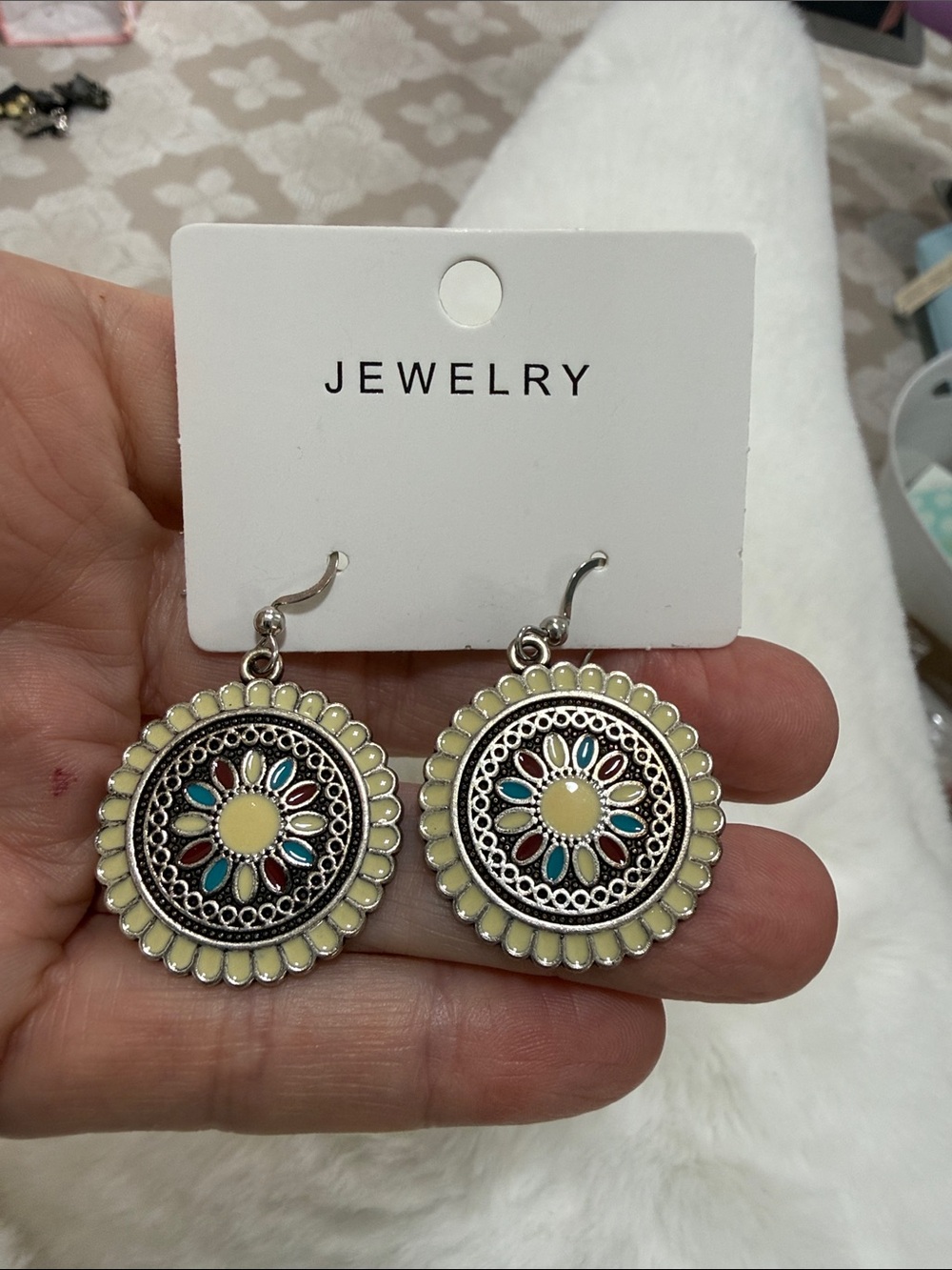 BOHO gypsy dangle mandala painted Brand-new earrings *great for gifting* #001